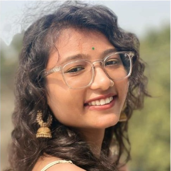 Kholiya Ayushi - UI/Ux Designer